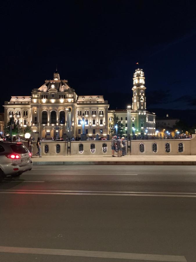 Casa Central Luxury オラデア エクステリア 写真